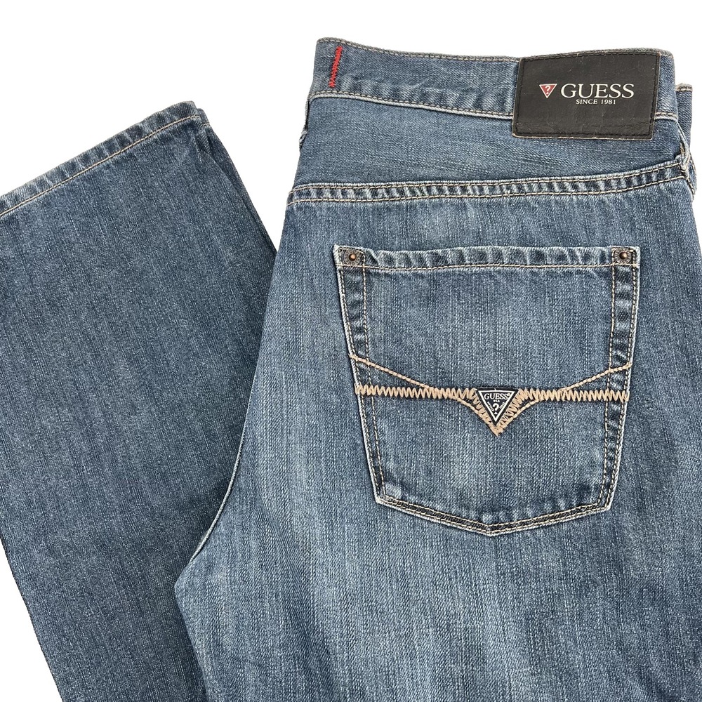 GUESS Men's Size 33x34 Medium-Wash Slim Straight Del Mar Fit Denim Blue Jeans